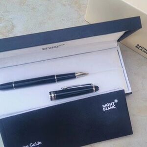 Pen MONTBLANC FOUNTAIN PEN , NEW , OLD STOCK .